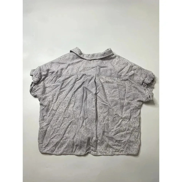 Cloth and Stone Women’s Size M Lavender Animal Print Tie Front Button Up Top - Picture 6 of 6